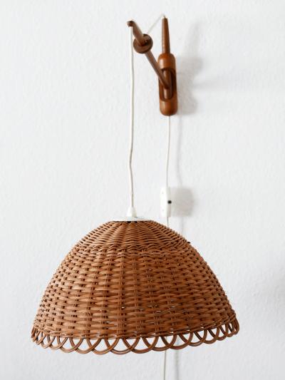 Rare Elegant Mid Century Modern Rattan Teak Wall Lamp Scandinavia 1960s