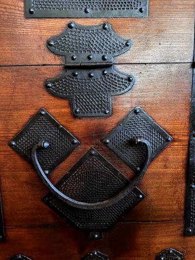 Rare Korean Pakchon Bandaji Chest Joseon Dynasty