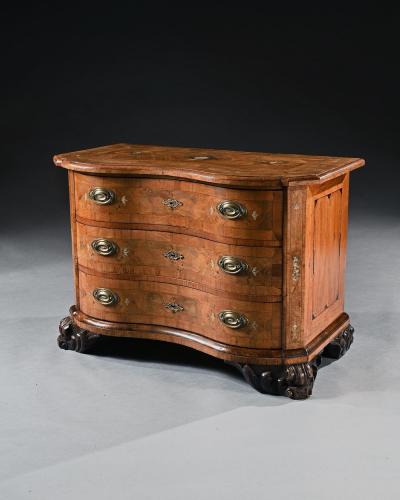 Rare Mid 18th Century German Walnut Pewter Ivory Marquetry Serpentine Commode