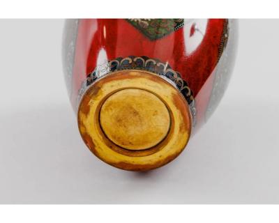 Rare Pair of Meiji Period Japanese Cloisonne Enamel Vases Red Ground Dragon 3