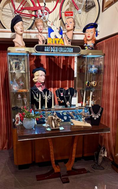 Rare Parker Pen Streamlined Art Deco Display Case w Brass Towers Walnut Base