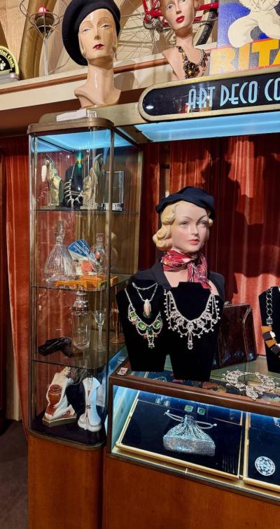 Rare Parker Pen Streamlined Art Deco Display Case w Brass Towers Walnut Base