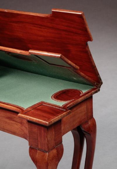 Rare Queen Anne Five Legged Triple Top Card Table
