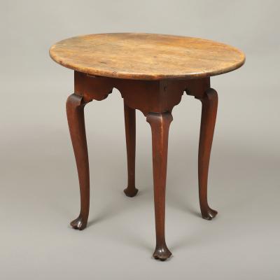 Rare Queen Anne Oval Top Tea Table