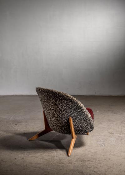 Rare Swedish trileg lounge chair