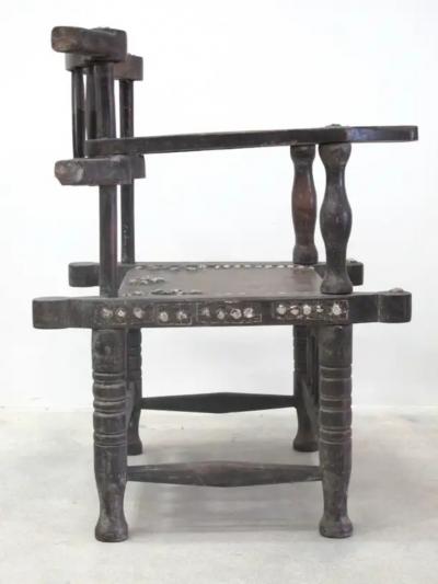 Rare Vintage 1950s Ashanti Throne Chair With Metal Studs