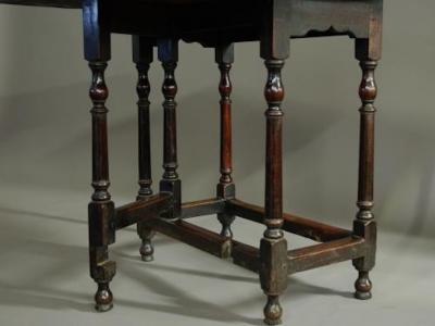 Rare late 17th century oak ash side table
