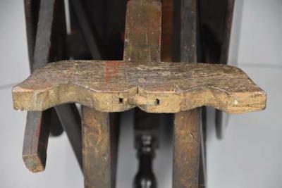 Rare late 17thc oak gateleg table of small proportions