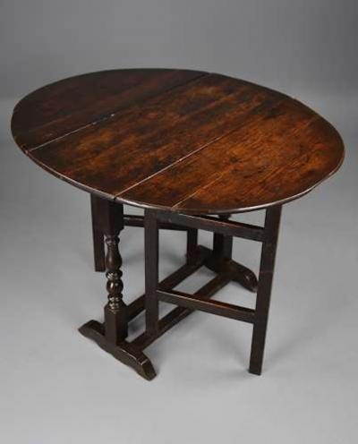 Rare late 17thc oak gateleg table of small proportions