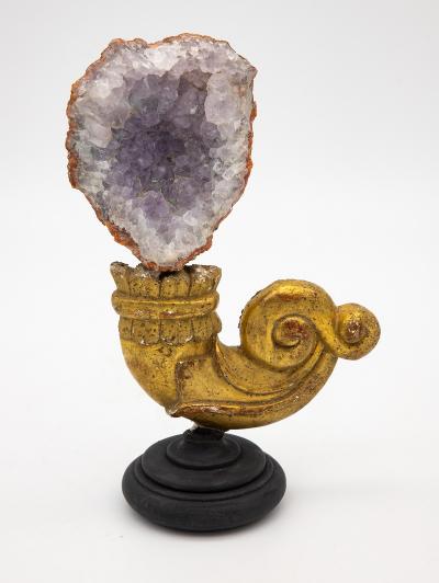 Reclaimed gilt fragment with pale amethyst