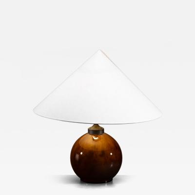 Red glass table lamp