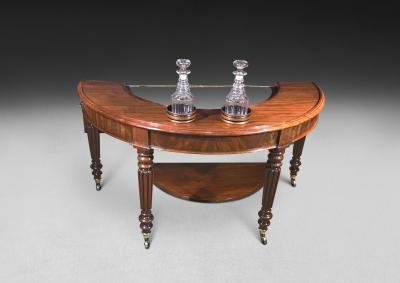 Regency Mahogancy Hunt Table
