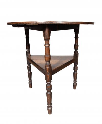 Regency Oak Cricket Table