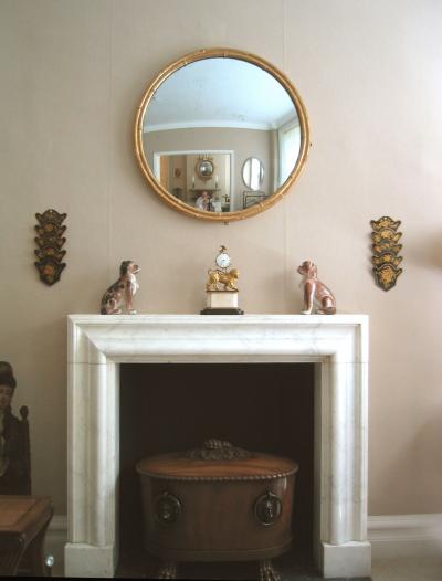 Regency Period Carved Giltwood Convex Mirror of Unique Simulated Bamboo Design