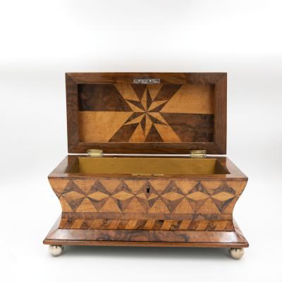 Regency Period English Box In Walnut With Tent Top