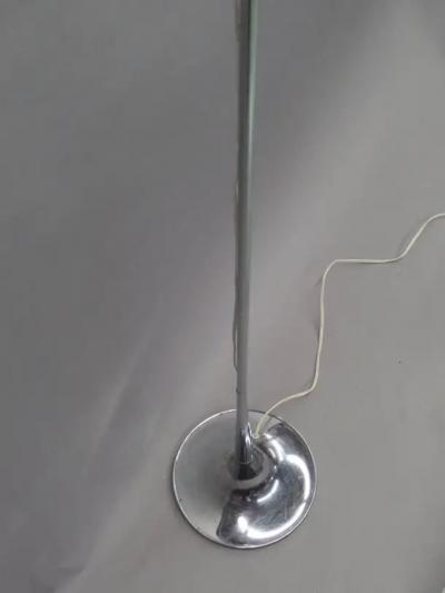 Reggiani Lampadari Italian Mid Century Modern Adjustable and Articulated Floor Lamp by Reggiani