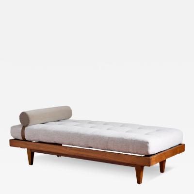 Ren Gabriel Rene Gabriel Daybed