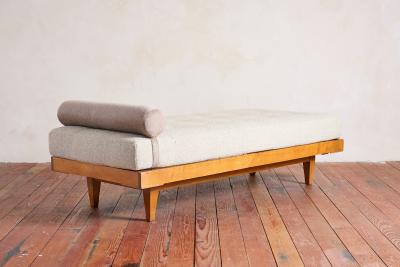 Ren Gabriel Rene Gabriel Daybed