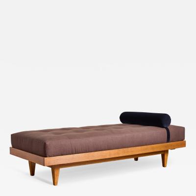 Ren Gabriel Rene Gabriel Daybed