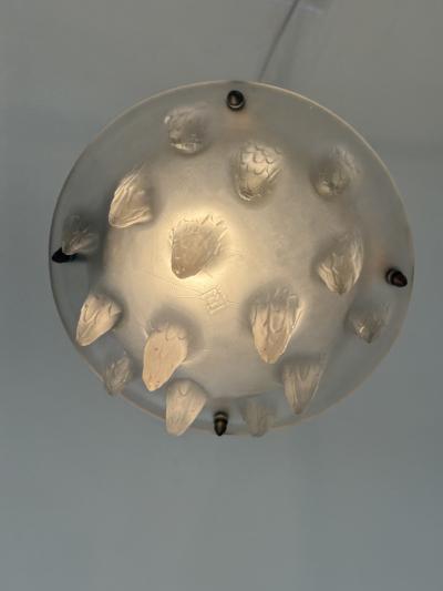 Ren Lalique Lalique Co Ren Lalique French Art Deco moulded glass pendant chandelier circa 1925 1935
