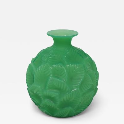 Ren Lalique Lalique Co Rene Lalique Jade Green Glass Ormeaux Vase