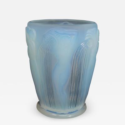 Ren Lalique Lalique Co Rene Lalique Opalescent Glass Danaides Vase