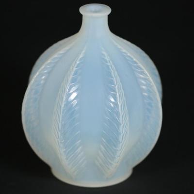 Ren Lalique Lalique Co Rene Lalique Opalescent Glass Malines Vase