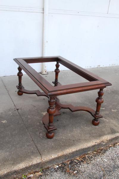 Renaissance Revival Style Coffee Table with Scalloped X Bar Stretcher