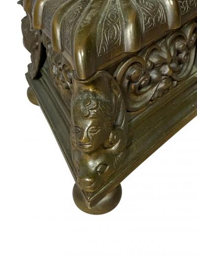 Renaissance Style Bronze Table Lamp