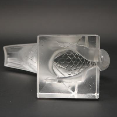Rene Lalique Moineau Sur Socle Ailes Fermees Paperweight