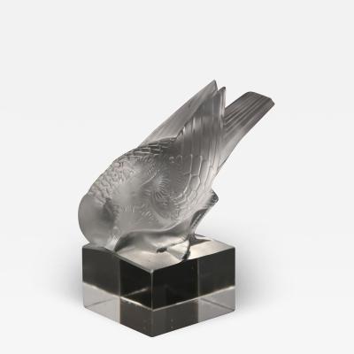 Rene Lalique Moineau Sur Socle Ailes Fermees Paperweight