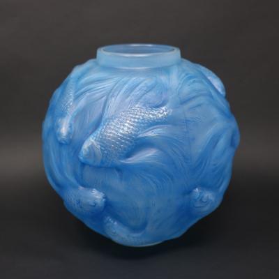 Rene Lalique Opalescent Glass Blue Stained Formose Vase
