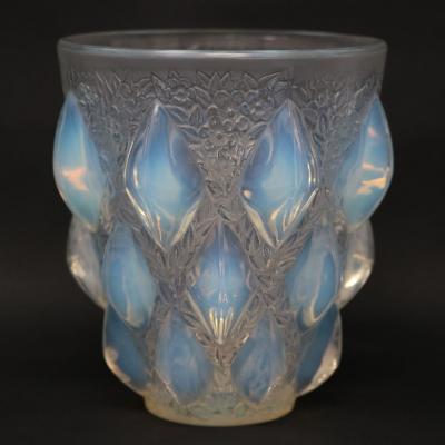 Rene Lalique Opalescent Glass Rampillon Vase