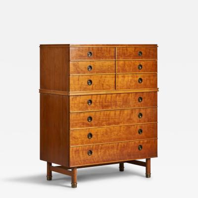 Renzo Rutili Chest of Drawers with Mahogany Maple and Brass USA 1950s