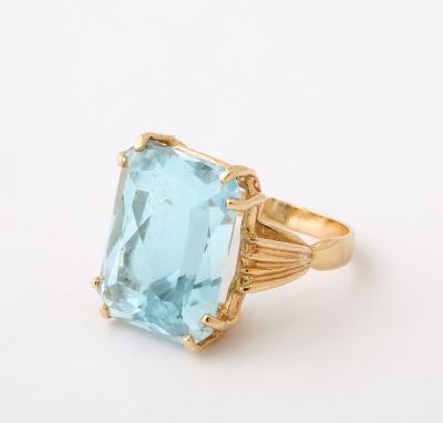 Retro Natural Aquamarine Ring 14K