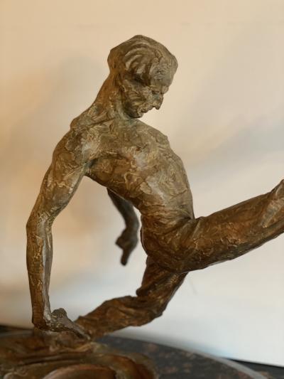 Richard MacDonald Suspension Flamenco