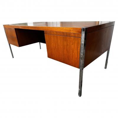 Richard Schultz Richard Schultz For Knoll Rosewood and Chrome Executive Desk