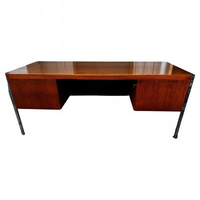 Richard Schultz Richard Schultz For Knoll Rosewood and Chrome Executive Desk