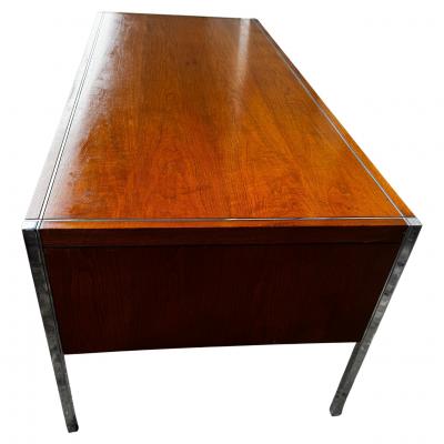 Richard Schultz Richard Schultz For Knoll Rosewood and Chrome Executive Desk