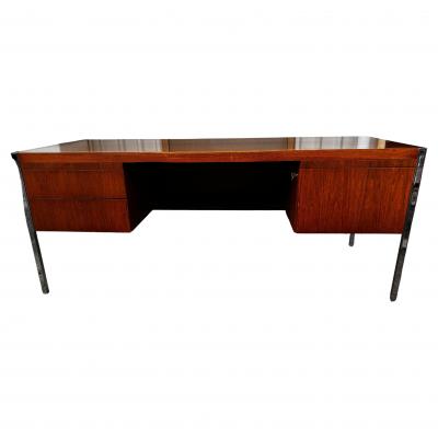 Richard Schultz Richard Schultz For Knoll Rosewood and Chrome Executive Desk