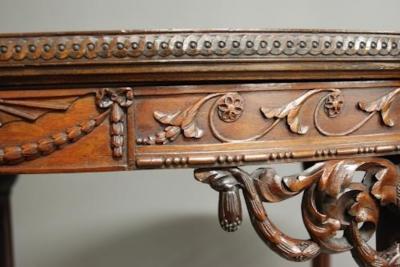 Robert Adam Fine quality mahogany table in the manner of Robert Adam