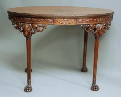 Robert Adam Fine quality mahogany table in the manner of Robert Adam