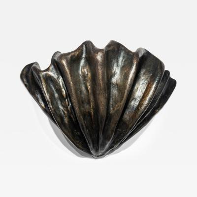 Robert Goossens Shell shaped wall light in brown patinated bronze
