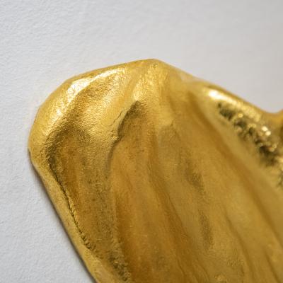 Robert Goossens Shell shaped wall light in gilded bronze