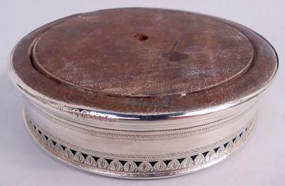 Robert Hennell Pair of Robert Hennell Georgian Neoclassical Wine Coasters 1792