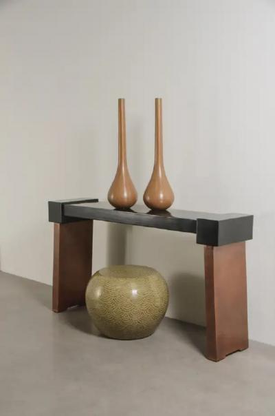 Robert Kuo Ching Style Console in Black Lacquer and Antiqued Copper by Robert Kuo