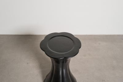 Robert Kuo Contemporary 6 Lobed Petal Stand Table in Black Lacquer by Robert Kuo