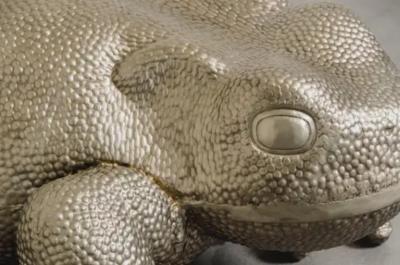 Robert Kuo Contemporary Large Repouss Toad Sculpture in White Bronze by Robert Kuo