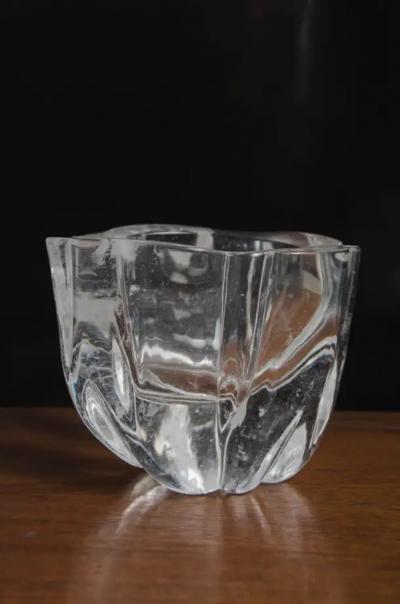 Robert Kuo Contemporary Lotus Pod Bowl in Hand Carved Crystal by Robert Kuo