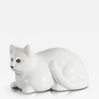 Robert Kuo Contemporary Lying Down Cat Sculpture in Cream Lacquer and Copper by Robert Kuo